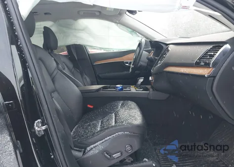 2022 Volvo Xc90 T6 Momentum 6 Passenger from USA, damaged, VIN YV4A221K1N1777716